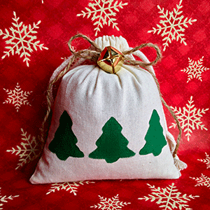 We offer Christmas trees, Christmas wreaths, and aromatic balsam sachets to help you achieve your fundraising goals.