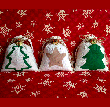 Balsam sachets are appreciated for their familiar fragrant, Balsam scent and are great for home, office, or car.